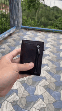 Hold Up to 11 Cards